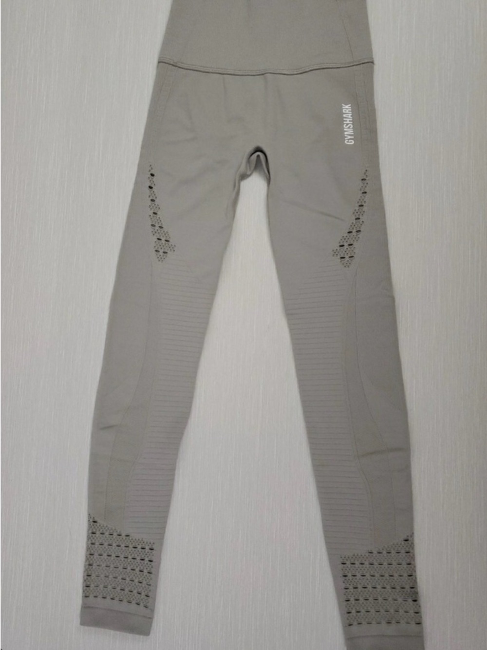 Gymshark Seamless High-Waist Leggings in Light Taupe
